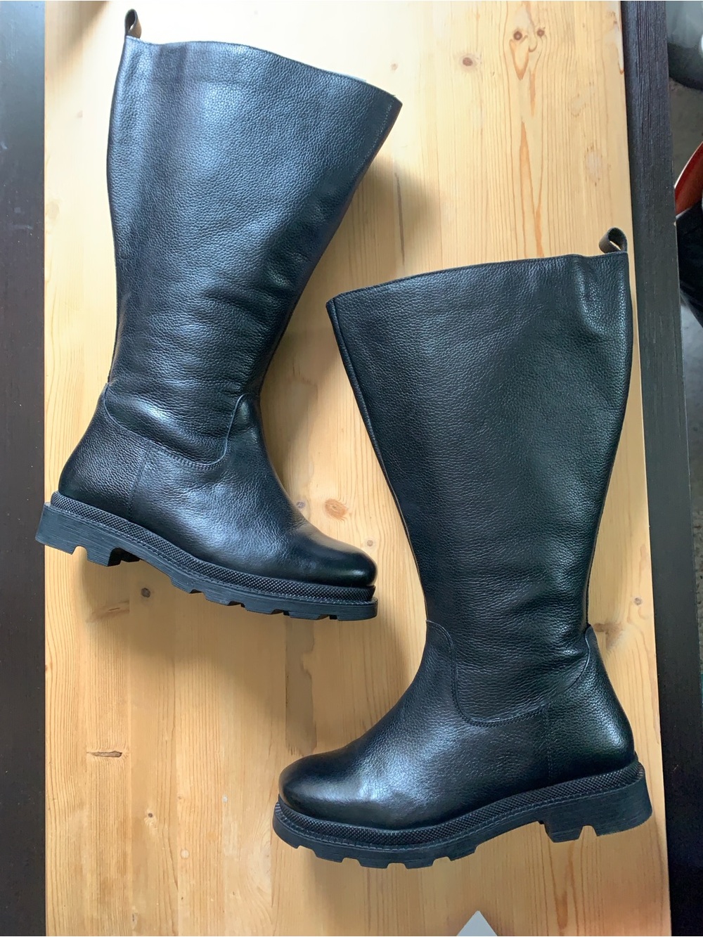 JJ Footwear Black Leather Knee High Boot Size 8.5 Wide Calf Quiet Luxury Moto